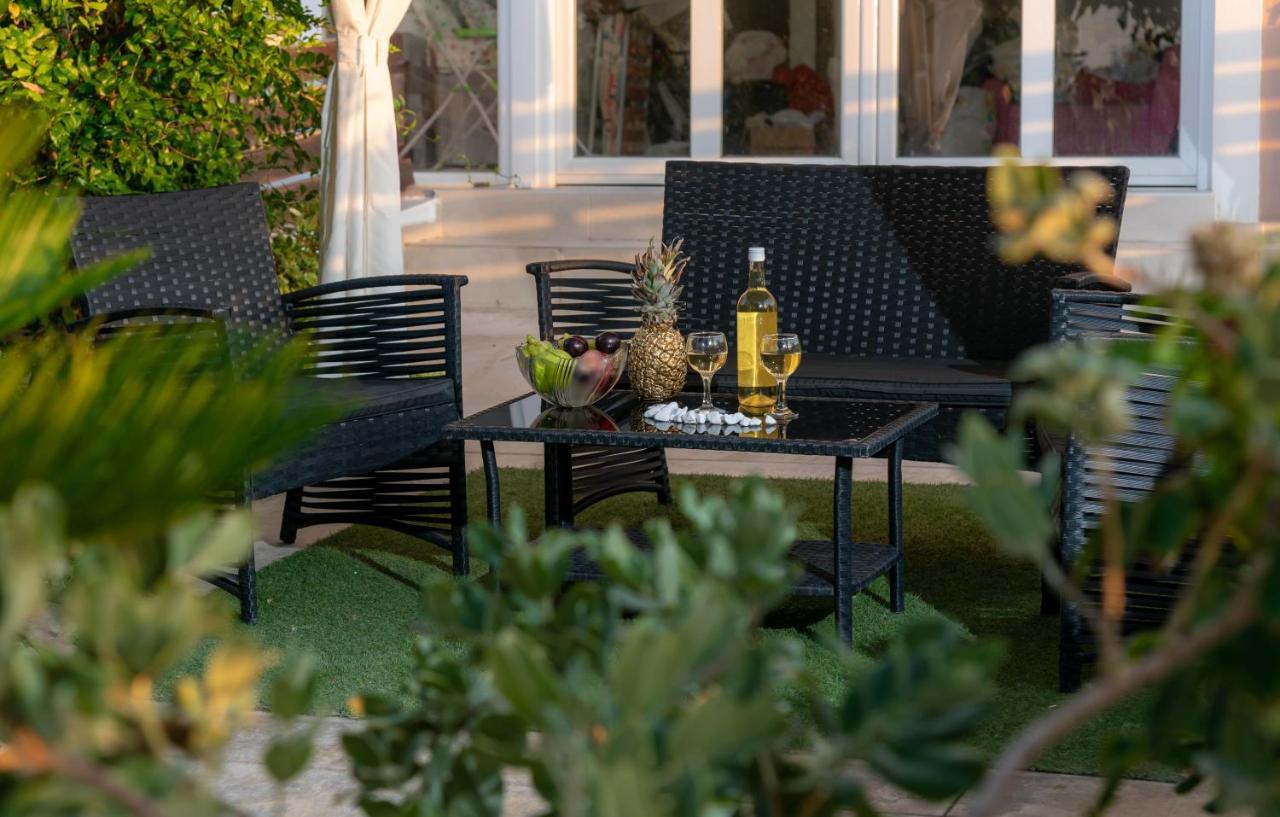 Luxury Suites In Stavromenos Kültér fotó